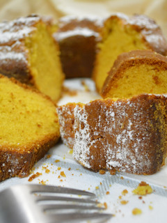 A picture of Fluffy Orange Cake.