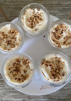 Una foto de Tiramisú re versionado, con sorpresa y en vaso