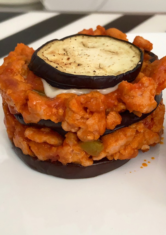 Una foto de Tartar de berenjenas con carne picada 🍆