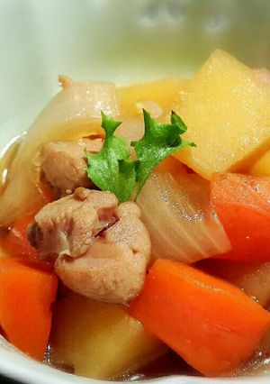 รูปของ เนื้อต้มมันฝรั่ง Nikujaga 肉じゃが