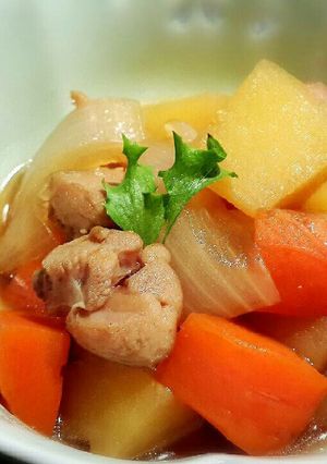 A picture of Nikujaga (Japanese Meat and Potato Stew).