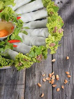 Hình của món Phở cuốn.