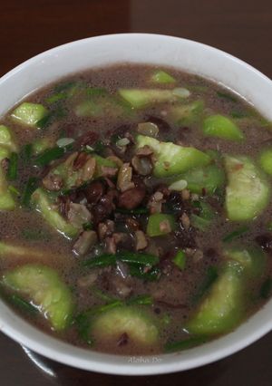 Hình của món Canh mướp hương nấu đậu phộng.