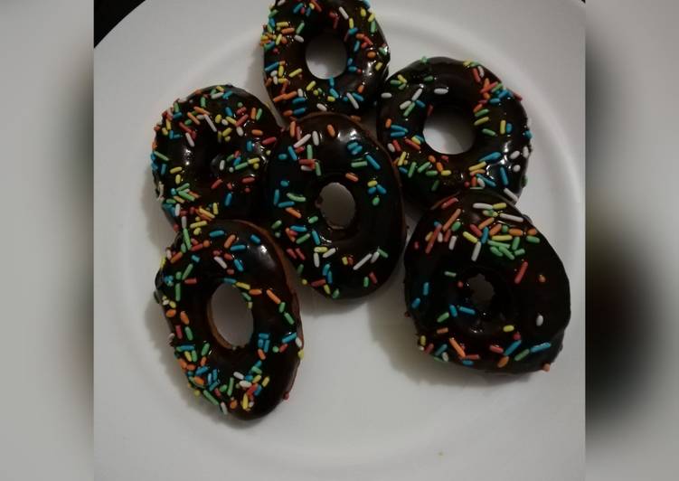 Step-by-Step Guide to Prepare Perfect Cardamon donuts with chocolate glaze