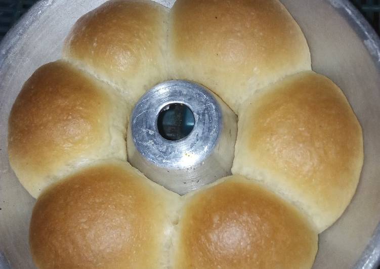 Resep masakan Roti sobek isi keju | Cara Buat Roti sobek isi keju Yang Menggugah Selera