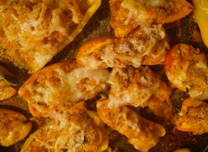 Una foto de Ajíes Rellenos de Arroz con Pollo