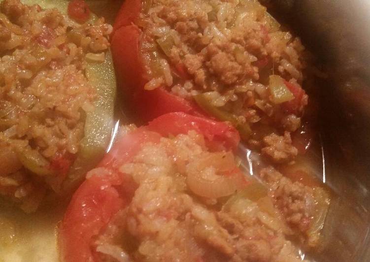 Simple Way to Make Favorite Turkey Taco Stuffed Tomatoes &amp; Bell Peppers