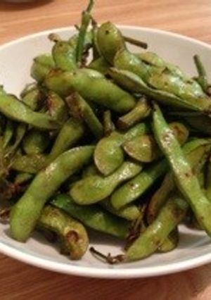 A picture of Easy Pan-Roasted Edamame Snack.