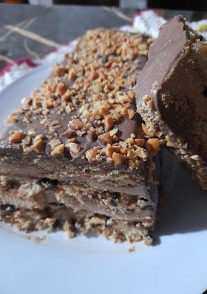 Una foto de Torta helada de dulce de leche granizado