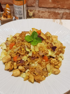 台式咖哩雞肉炒飯 的食譜成品照片