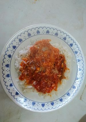 Una foto de Arroz con salsa liviana