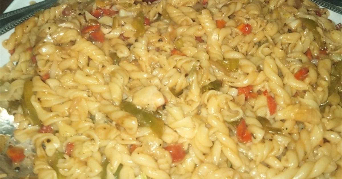 Pakistani chicken pasta Recipe by Sheeba Saeed - Cookpad