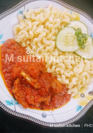 A picture of Macaroni and stew.