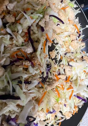 A picture of Egg Roll in a Bowl.