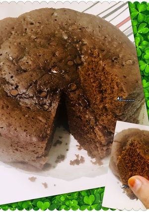 A picture of Eggless Decedent chocolate cake in microwave.