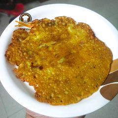 A picture of Besan ka chilla.