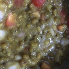 A picture of Moong chaat.