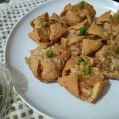 A picture of Tahu pletok (tahu aci).