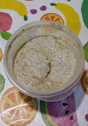Foto principal de Paté de cebolla con frutos secos y flores. Pon flores en tu boca