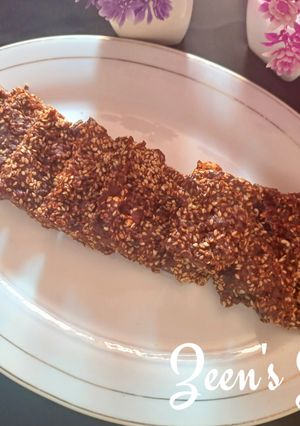 A picture of Til Chikki or Sesame Brittle.
