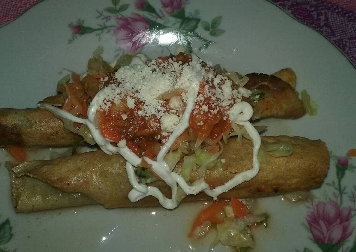 Tacos dorados