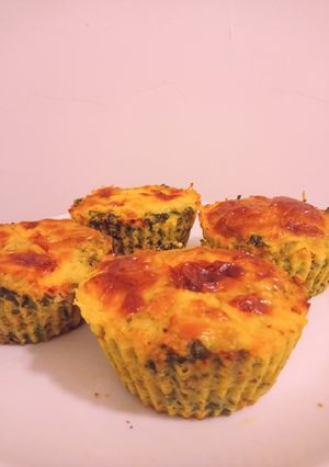 Una foto de Muffin De Acelga Zanahoria y Avena. Pastelito de acelga Fit