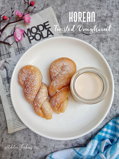 Foto resep Korean Twisted Doughnut (Kkwabaegi)