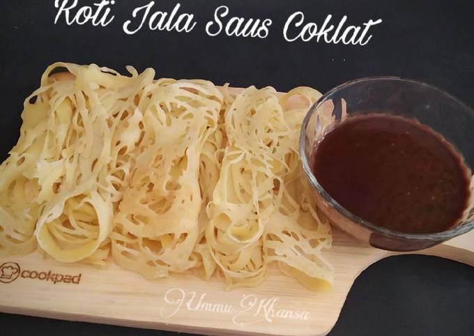 Roti Jala Saus Coklat