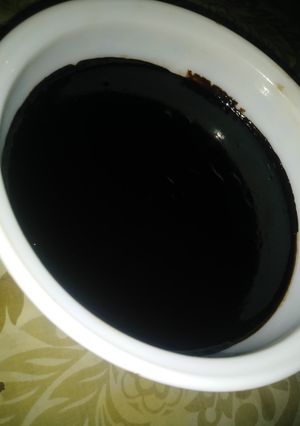 A picture of Chocolate sauce.