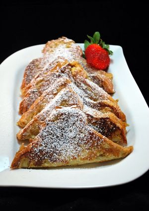 A picture of Cinnamon Sugar French-Style Texas Toast.