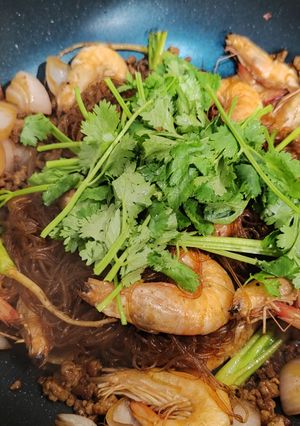簡易泰式粉絲蝦煲 的食譜成品照片
