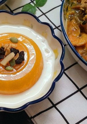 Hình của món Sữa chua granola và rau câu cam.