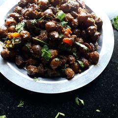 A picture of Kala Chana Ghugani.