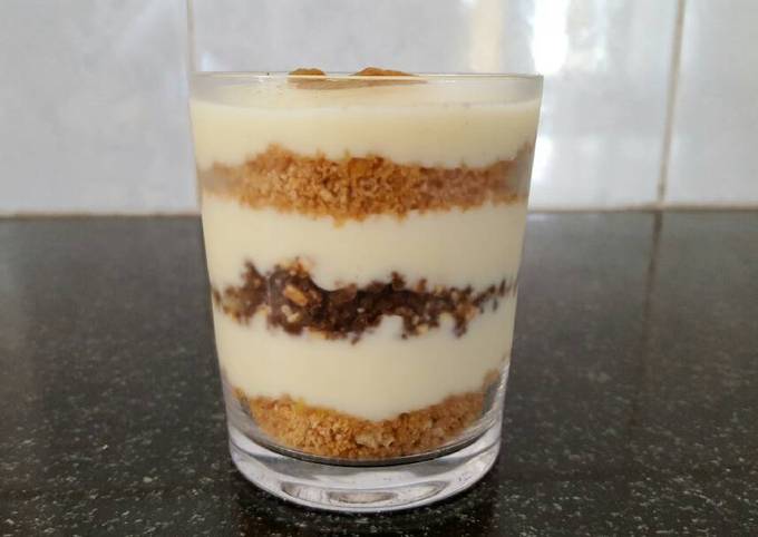 Layered custard dessert