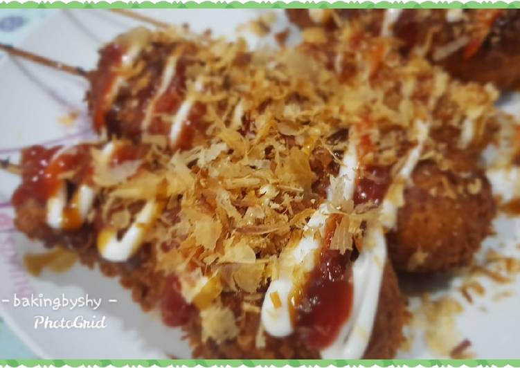 Cara Gampang Membuat Corndog mozza and sosis saos okonomiyaki ala yachikuka Anti Gagal