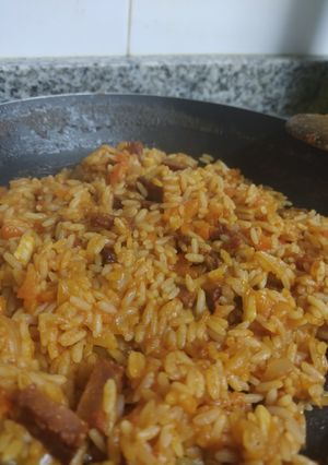 Una foto de 🥘 Arroz con tomate