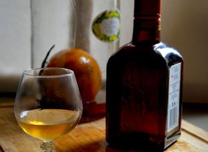 Une photo de Liqueur 44 à l'orange