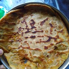 A picture of Aloo paratha.