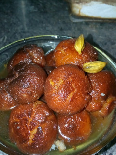 A picture of Jamun ghulab.