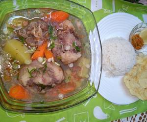 Ini Caranya SOP Buntut Ala Rossy Praktis Enak