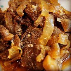 A picture of Instant Pot Filipino Bistek.