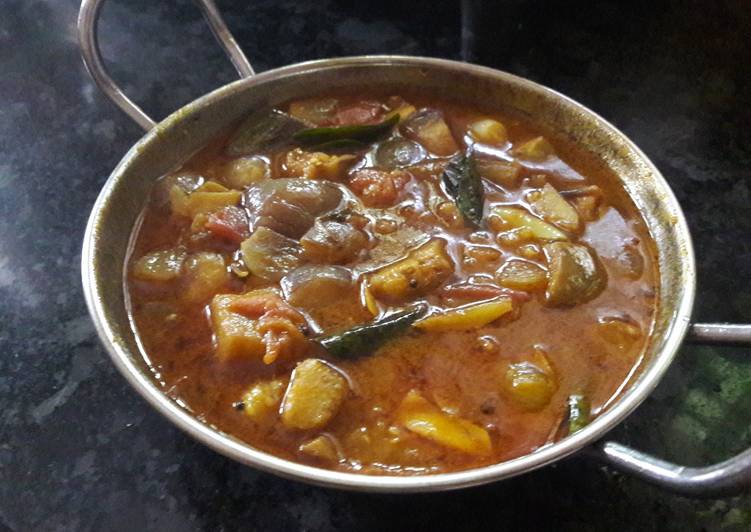 Homemade Small onion brinjal curry