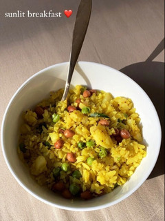 पोहा (poha ladoo recipe in Hindi) रेसिपी मुख्य फोटो