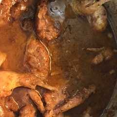 Una foto de Codornices en salsa
