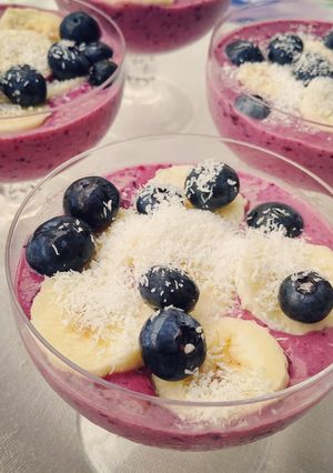 Une photo de Gourmandise glacée et healthy aux fruits rouges