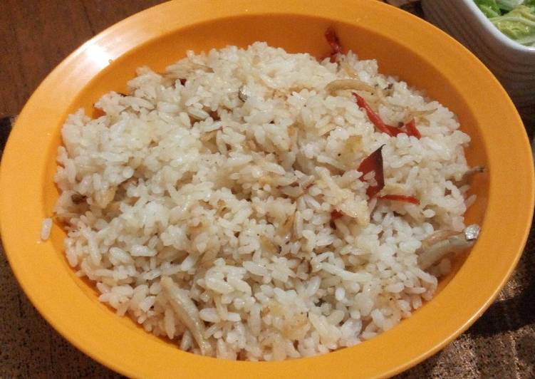 Langkah Mudah untuk Membuat Nasi Liwet rice cooker, Enak