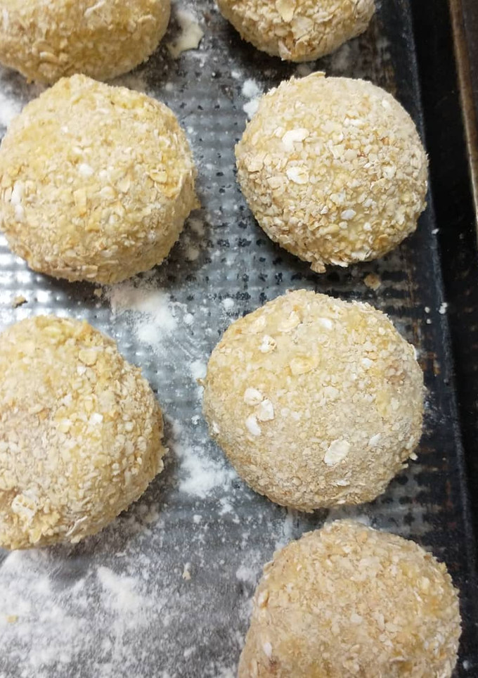Una foto de Bombas de papas rellenas de pollo (croquetas)