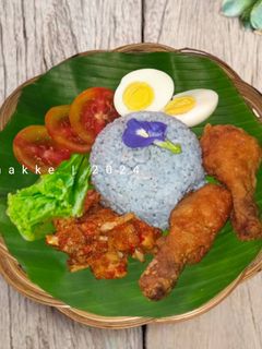 Foto resep Nasi Kerabu (Nasi Uduk Malaysia) Bunga Telang Magicom