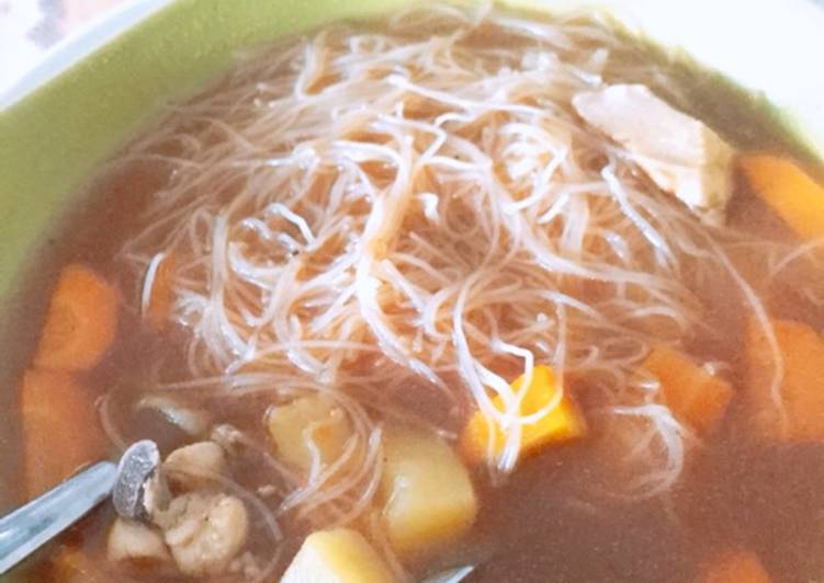 Resep Sup ayam bihun yang Enak Banget