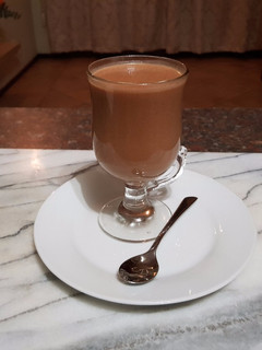 A picture of Bornmann's Vegan Luxury Hot Chocolate.